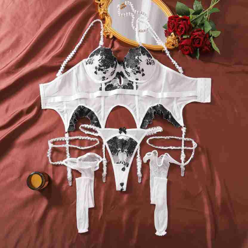 White Lace Set