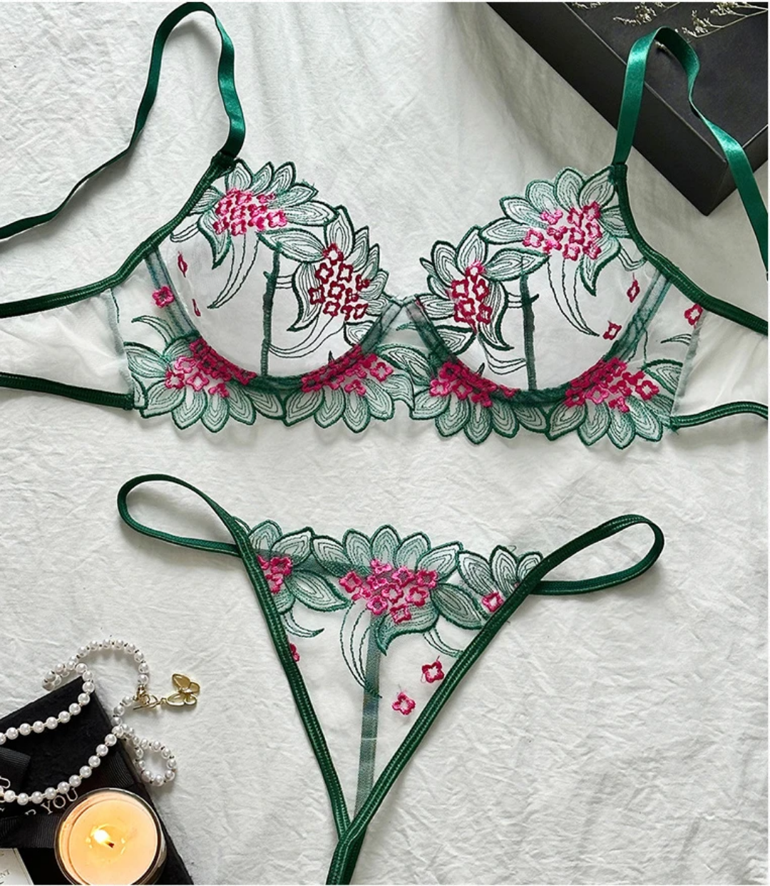 Green Lace Set
