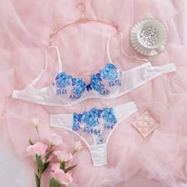 Lingerie set 