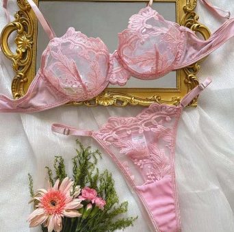 Lingerie set